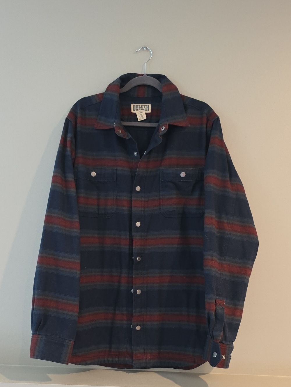 Duluth Trading Co Navy and Red Plaid Snap-Front Work Shirt